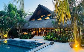 Lio Villas Resort
